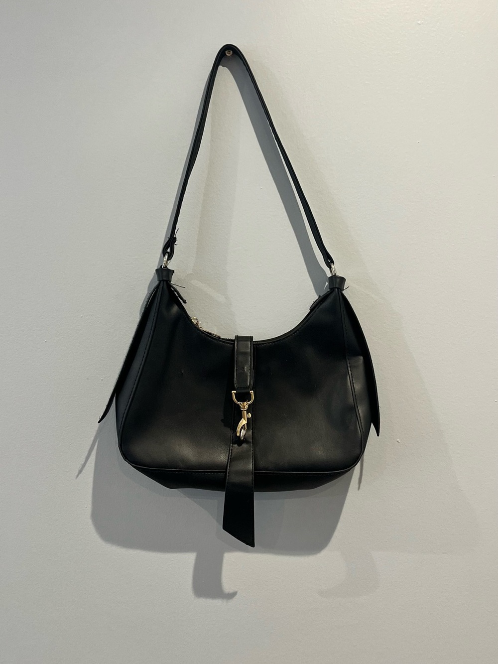 Classic Black Leather Shoulder Bag